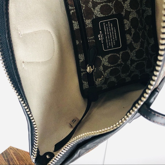 NWT Coach Signature Tote w/cosmetic bag - Picture 7 of 11